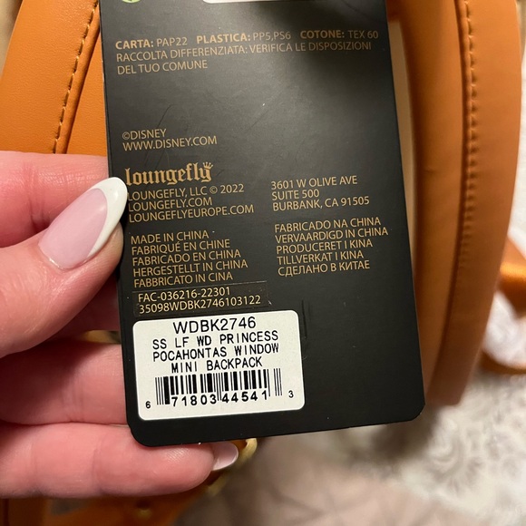Pocahontas Loungefly Mini Backpack - Picture 7 of 7